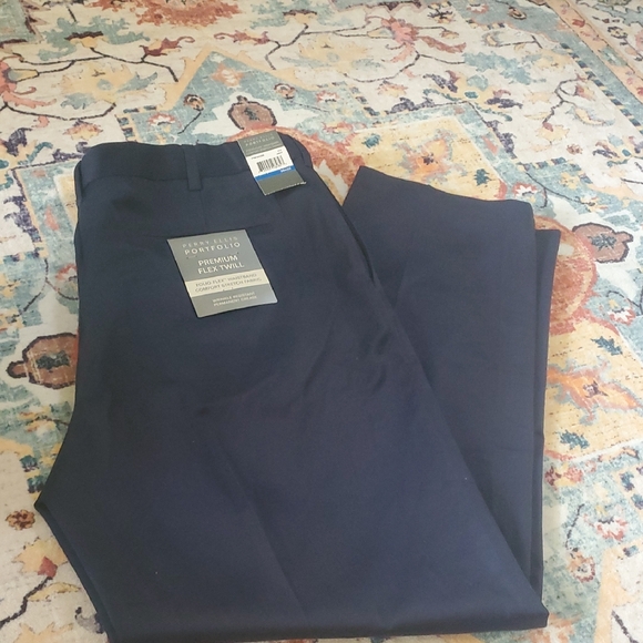 NWT Perry Ellis Pants - Picture 1 of 4
